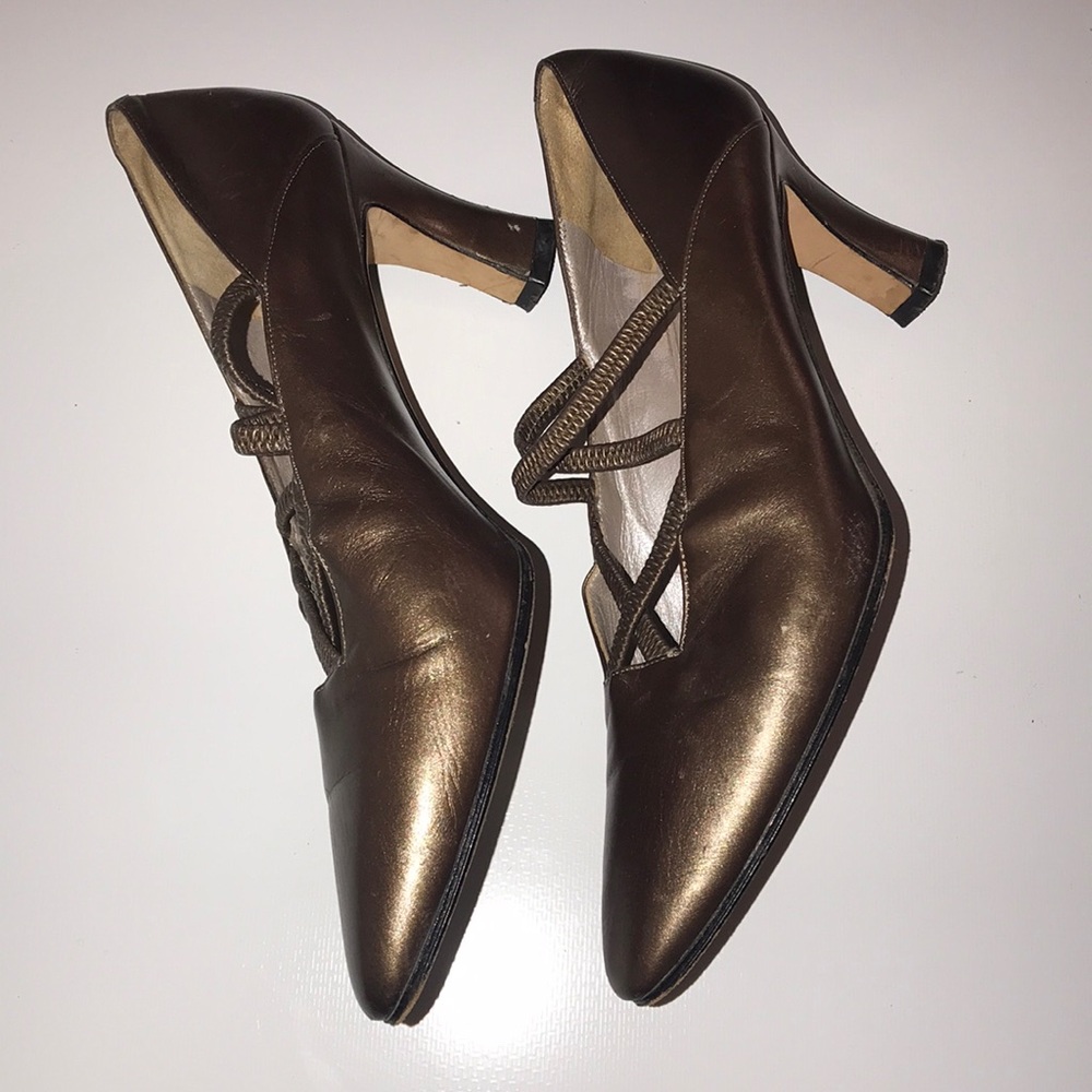 Shoes - Picture 4 of 4